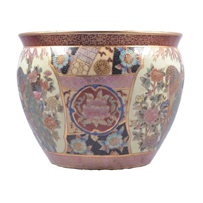 Lot 202 - Chinese jardiniere