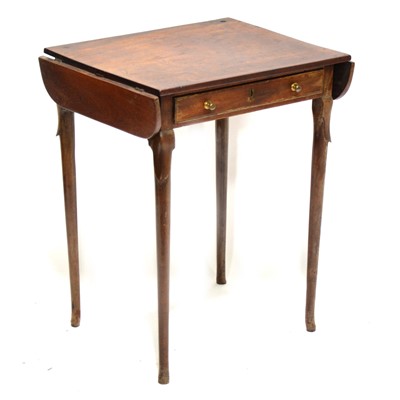 Lot 421 - 19th century mahogany drop-end side table