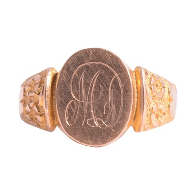 Lot 119 - Four 9 carat yellow gold signet/gentlemen's rings, one in a vintage box.