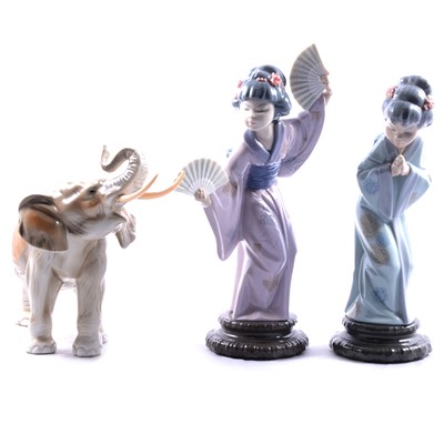 Lot 36 - CATALOGUE AMENDMENT - Collection of Lladro, Nao and other figurines