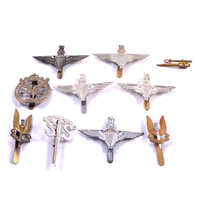 Lot 298 - Small collection of military cap badges