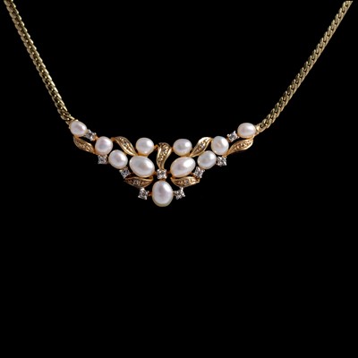 Lot 317 - A cultured pearl and diamond necklace.