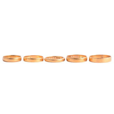 Lot 108 - Five 22 carat gold wedding bands.