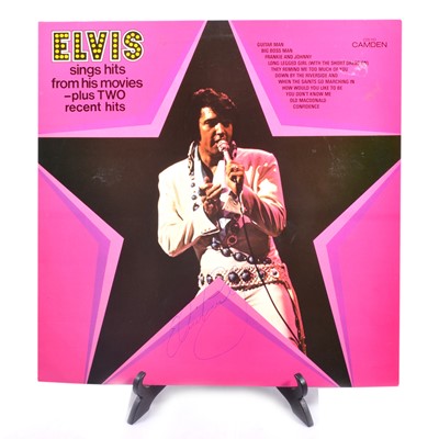 Lot 89 - Elvis Presley, Elvis sings hits from his two movies, 12" vinyl, signed