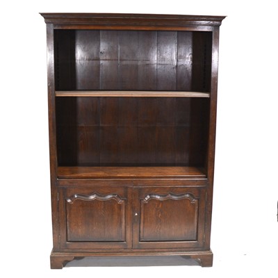 Lot 523 - Oak open bookcase