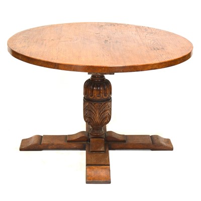 Lot 576 - Oak pedestal table