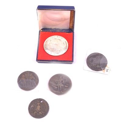 Lot 290 - Thirteen 18th and 19th century British and French commemorative medals / medallions.