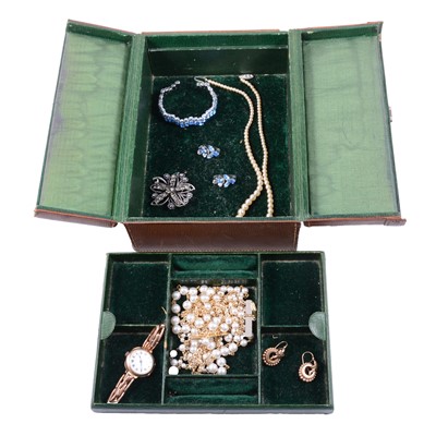 Lot 500 - A vintage jewel box with lift out tray, wristwatch and jewellery, earrings.