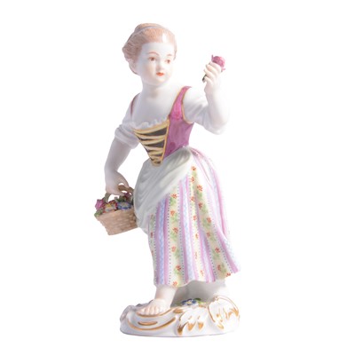 Lot 1 - Small Meissen figure