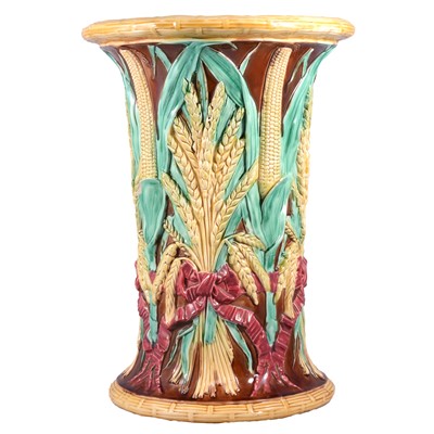 Lot 24 - Victorian majolica garden seat