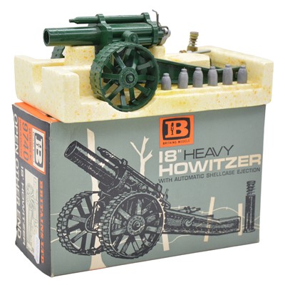 Lot 210 - Britains Toys 9740 18" heavy howitzer, boxed