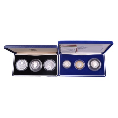 Lot 331 - Royal Mint 1994 50th Anniversary Allied Invasion of Europe, and 2003 UK silver Piedfort 3-coin set.