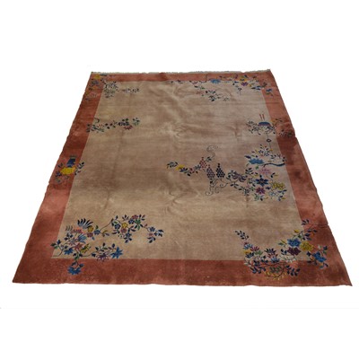 Lot 476 - Indo-Chinese carpet