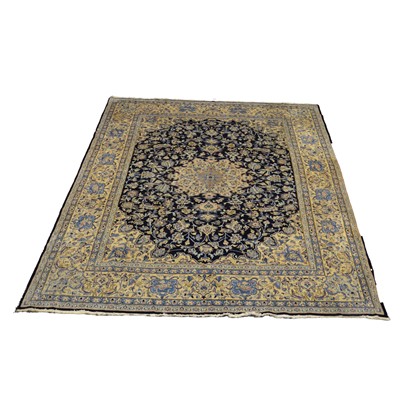 Lot 475 - Agra carpet